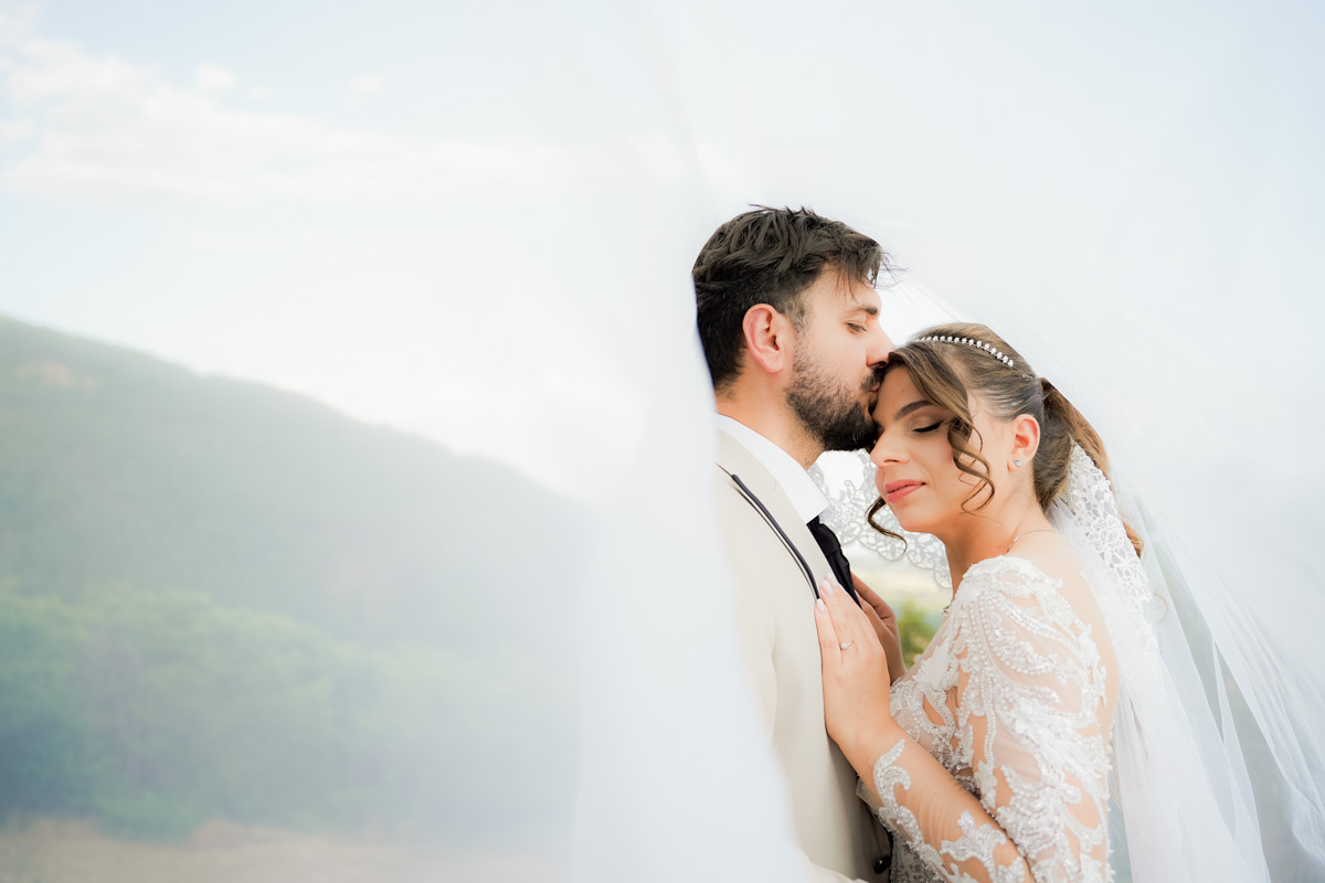 Γιάννης & Ελένη - Άνω Πορόια : Real Wedding by Koralia Photography